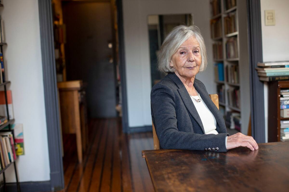 Sin dejar de observar la política, en su nuevo libro, La intimidad pública, la ensayista disecciona la cultura del escándalo y la exhibición, que tiene a los mediáticos como sus máximos exponentes