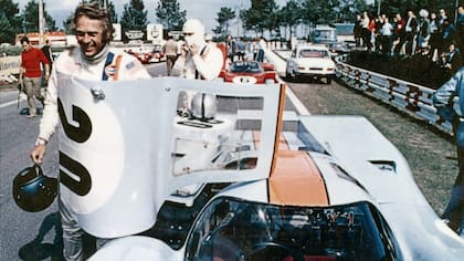 Cuenta la leyenda que Porsche cambió el lugar de la llave en sus autos para que sus conductores ahorraran tiempo al competir en Le Mans