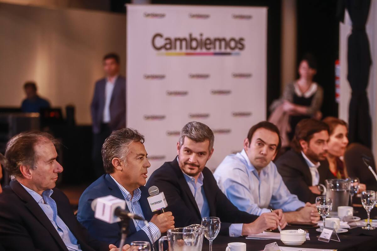 Sin el Presidente, la alianza Cambiemos se reunió en Parque Norte