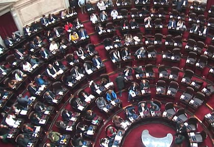 Sin quorum: el peronismo y otros opositores no lograron juntar 129 diputados para voltear el decreto 70/2023