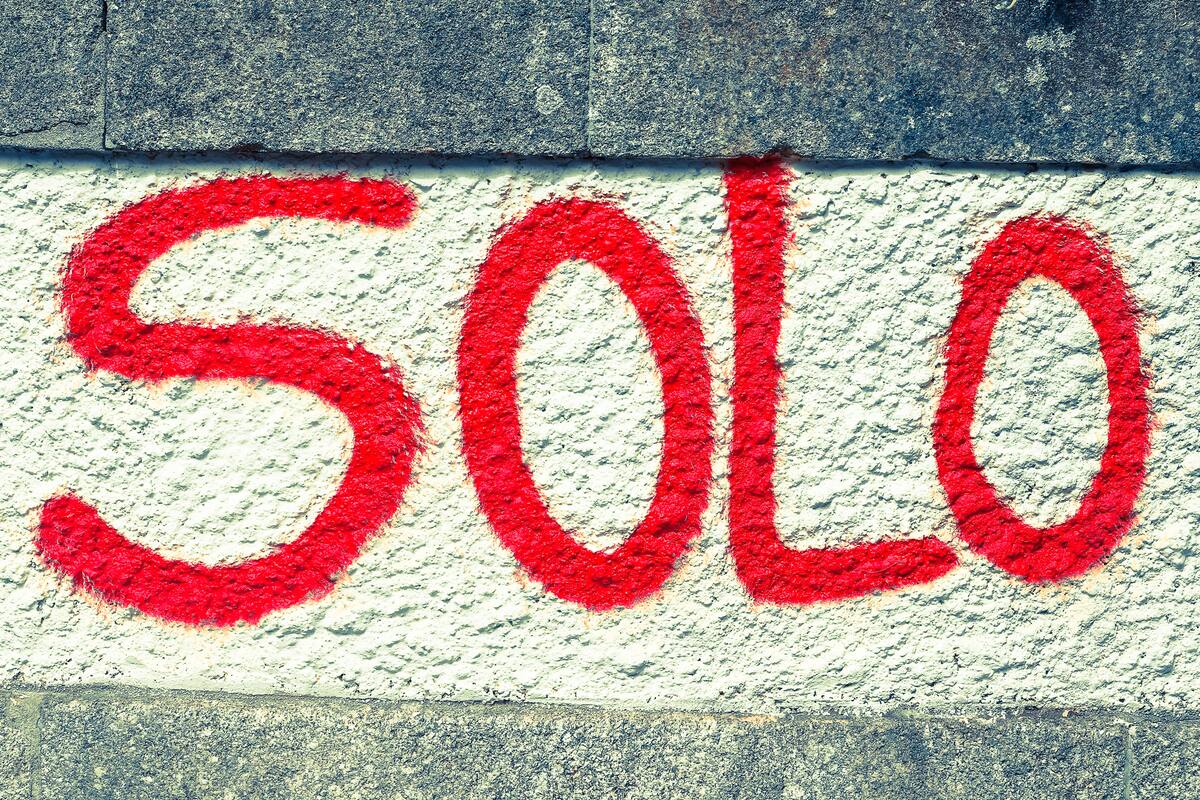 Sin tilde, es una opción