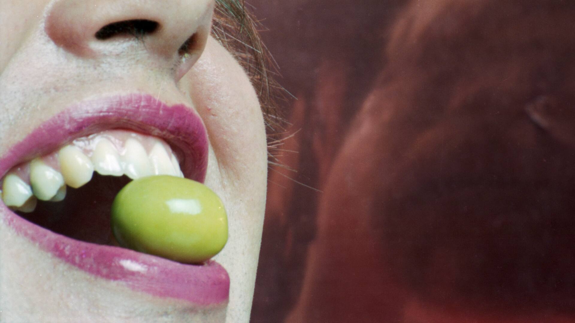 Sin titulo, de la serie Mujer, 2001, exhibida por Vasari en BAphoto