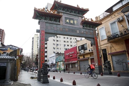 Sin turistas, la otra postal del Barrio Chino en cuarentena