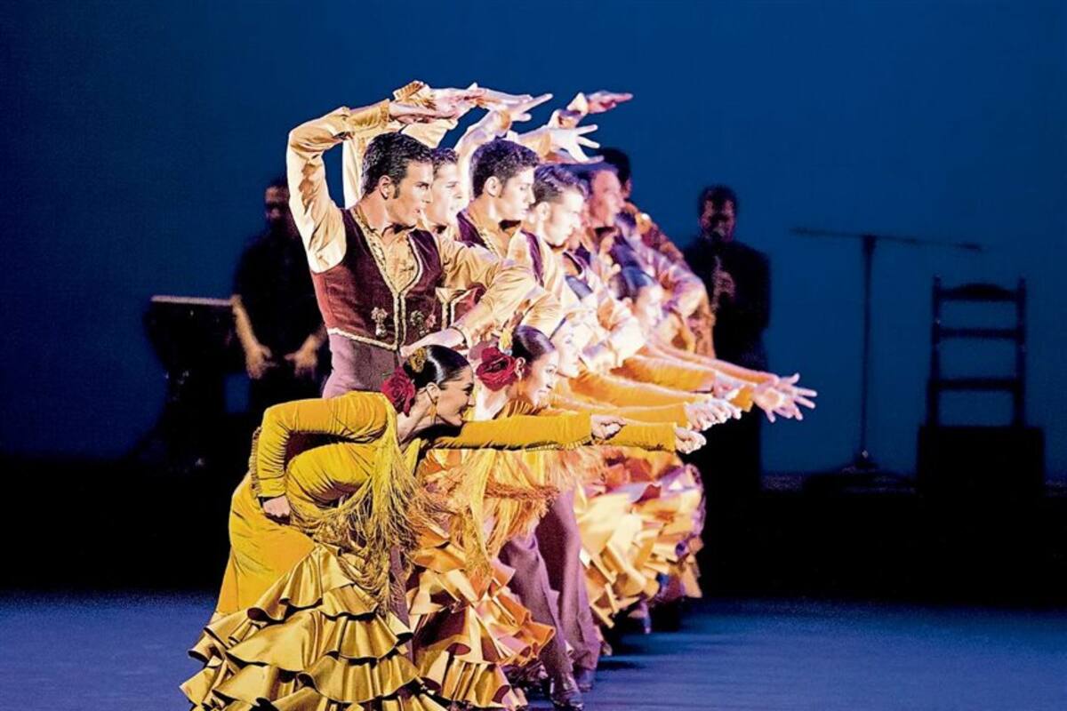 Sincronía y júbilo en la Suite Sevilla, que va mucho más allá del rojo, el negro y los lunares