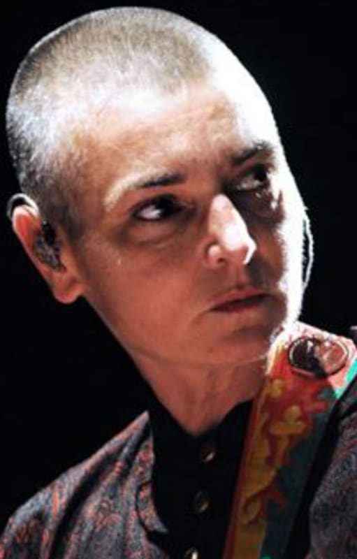 Más allá de sus matrimonios, Sinéad O´Connor también encontró contención en sus parejas más informales