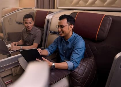 Singapore Airlines fue nombrada la Mejor Aerolínea del Mundo en los World Airline Awards de 2026, con Qatar Airways en segundo lugar y Cathay Pacific Airways en tercera posición