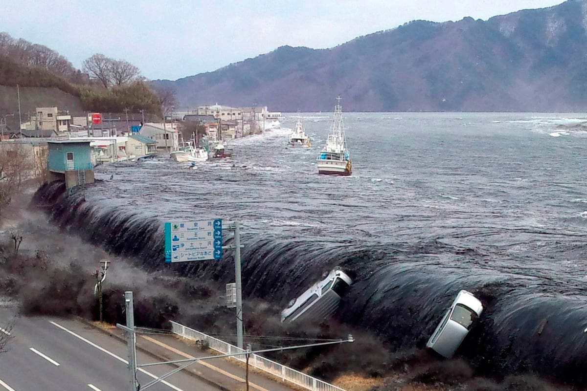 Sismólogos advierten que un terremoto de 9 grados popdría afectar al país asiático y provocar olas de 30 metros