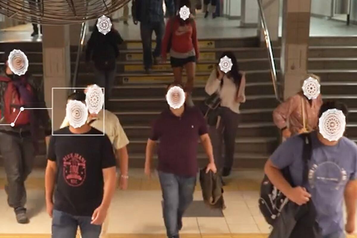 Sistema de identificación facial. Llamado Danaide, y comprado a Rusia, funciona en simultáneo en 300 cámaras de la red de vigilancia pública en la ciudad de Buenos Aires