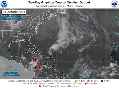 Sistema tropical en el Caribe: la baja presión en el Mar Caribe central tiene un 90 % de probabilidad de convertirse en una depresión tropical.