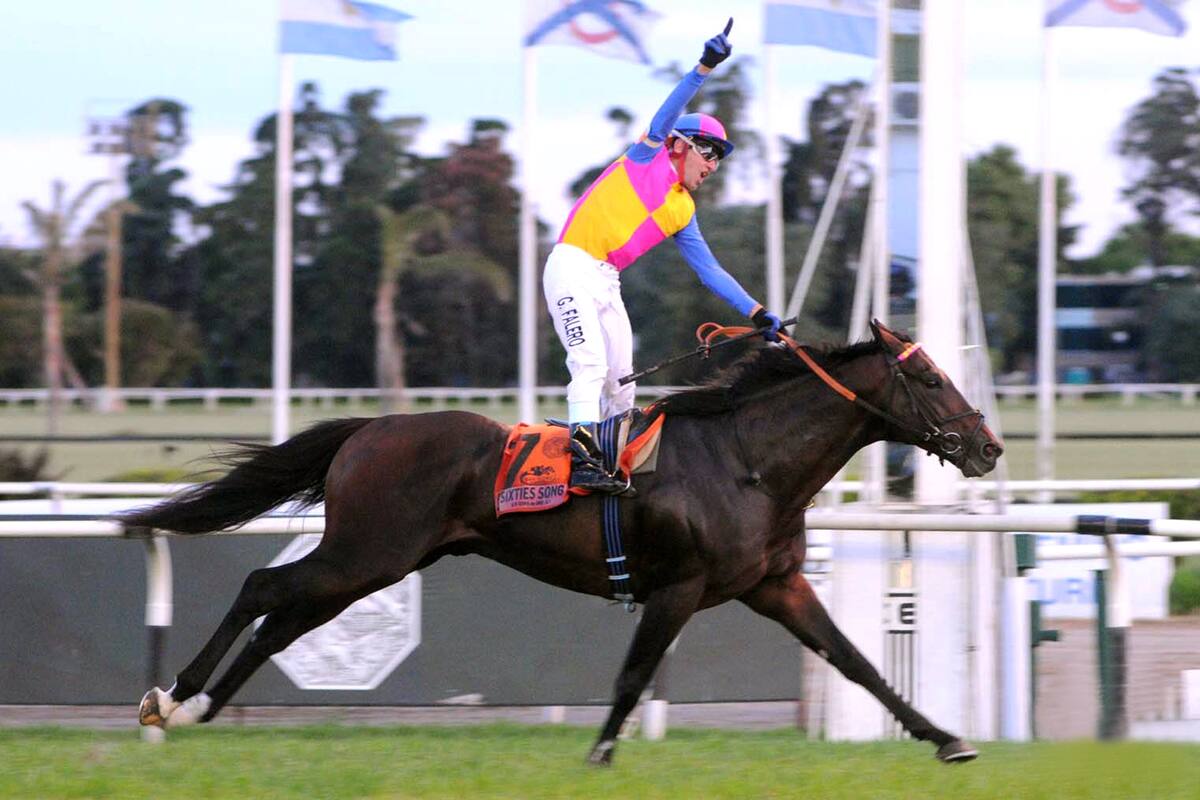 Sixties Song y Pablo Falero ganaron la Copa de Oro, para luego ceder por la cabeza en el Carlos Pellegrini; el caballo buscará repetir la hazaña