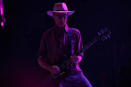 Skay Beilinson en Cosquín, retratado por Ignacio Arnedo en Cosquín Rock, una semana después del concierto en el Estadio Centenario de Quilmes.