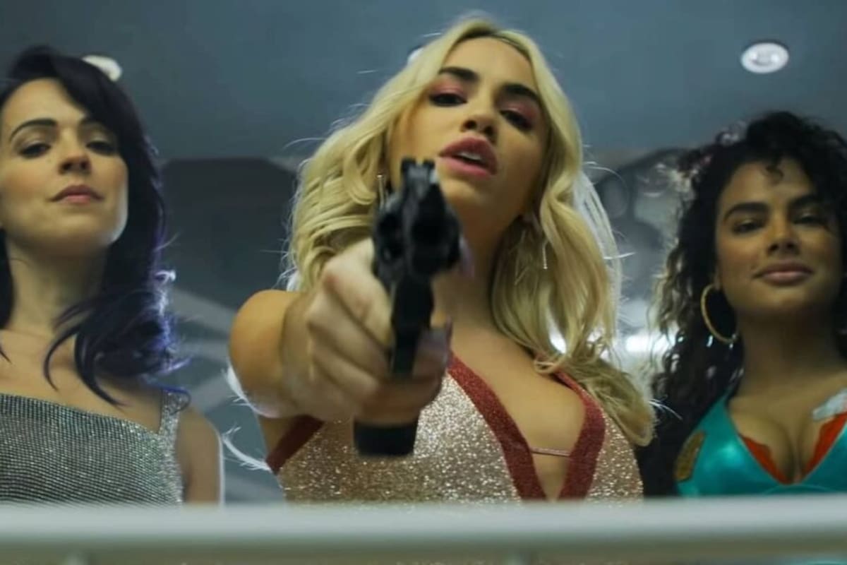 Sky Rojo, estrenada hoy en Netflix, cuenta la historia de tres mujeres que logran escapar de una red de trata de personas