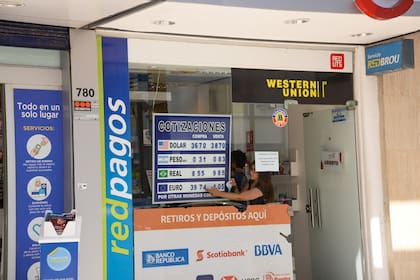 Sobre Gorlero, la cotización del dólar desvela a locales y turistas