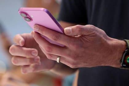 sobriedad digital; BBC; BBC MUndo; Tecnología; Teléfono celulares; I Phone; Apple; Google