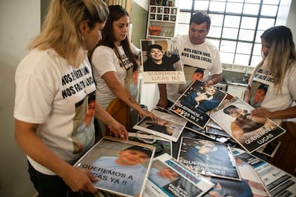 SOC- la familia de Lucas Escalante, desaparecido desde el 9 de diciembre, Florencio Varela, Pcia Buenos Aires, 01-04-23
