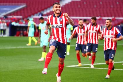 Soccer Football - La Liga Santander - Atlético de Madrid v Granada - Wanda Metropolitano, Madrid, España - 27 de septiembre de 2020. Ángel Correa del Atlético de Madrid celebra su segundo gol.
