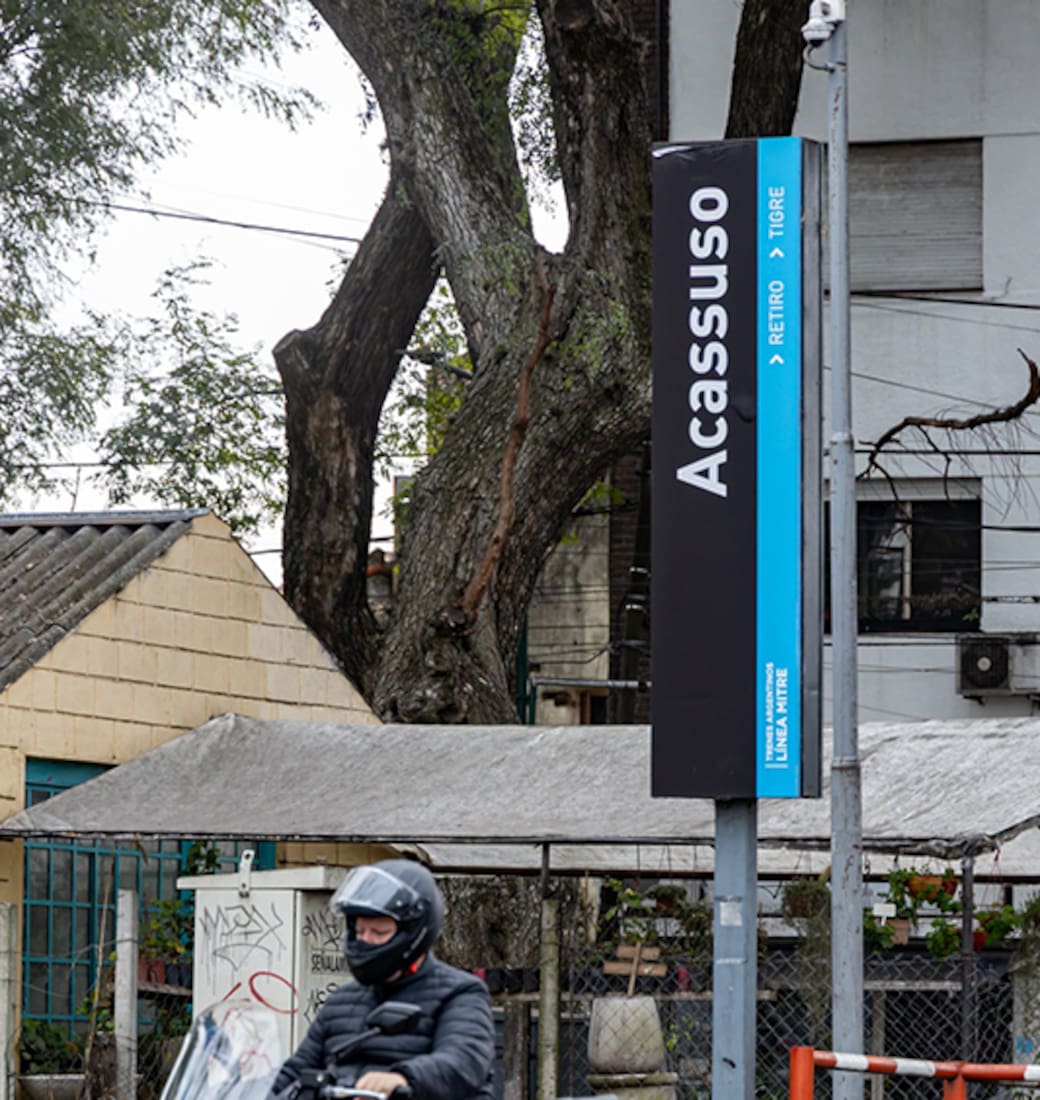 Sociedad - Acassuso, donde ganó LLA, post elecciones. Provincia de Buenos Aires.