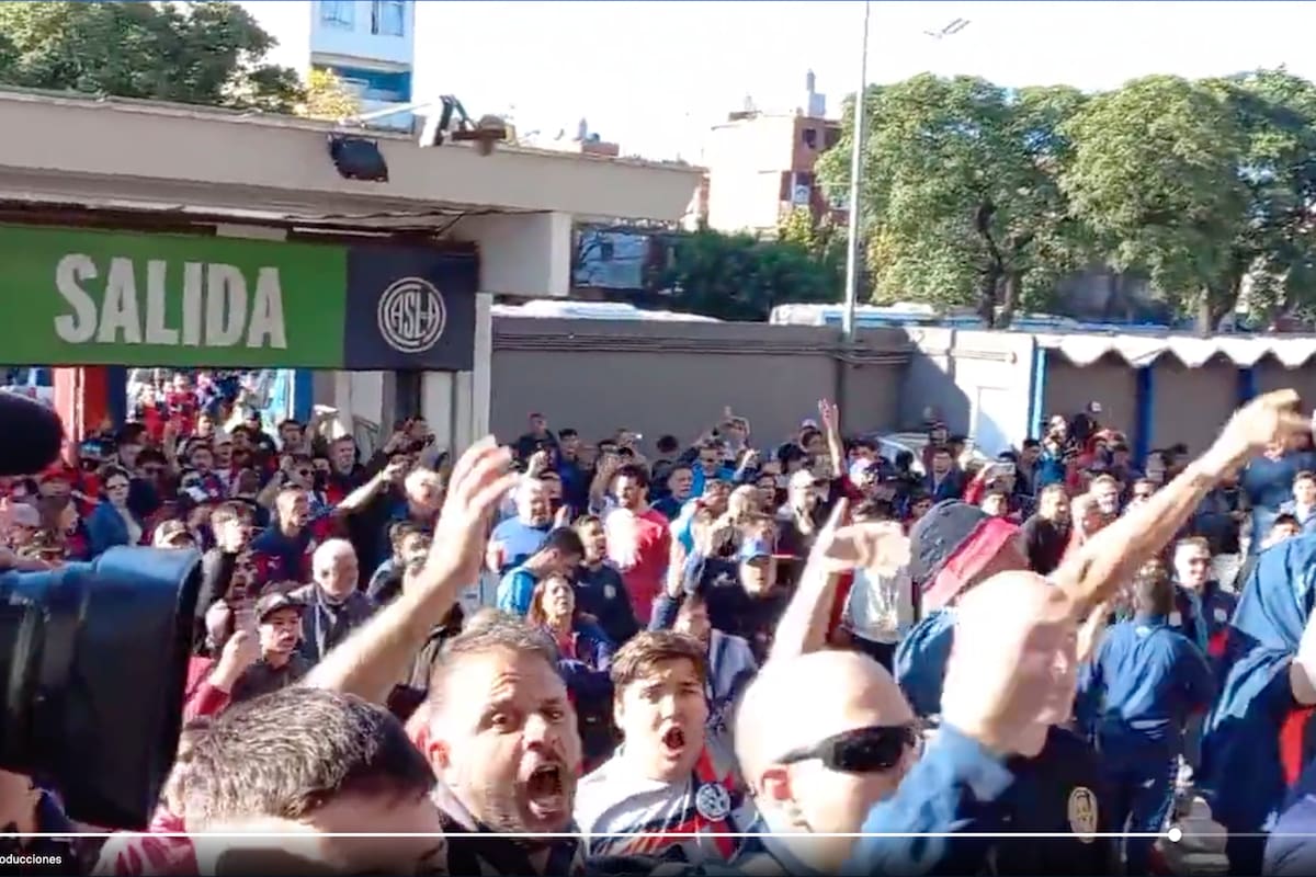 Socios de San Lorenzo piden la renuncia de los dirigentes y los insultan al final del partido con Patronato