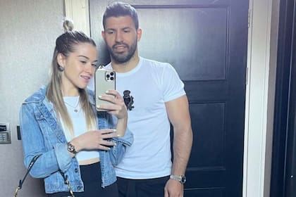 Sofía Calzetti y Sergio Agüero vivían juntos en Manchester y ahora se mudaron a Barcelona