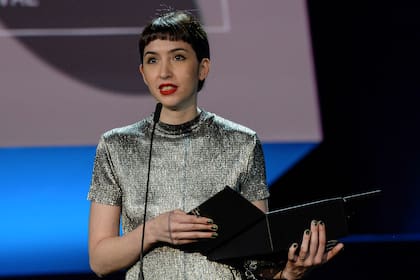 Sofía Gala Castiglione en el Festival de San Sebastián, recibiendo el premio a la Mejor Actriz por su rol en el film Alanis