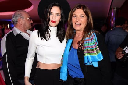 Sofía junto a Delfina Chaves