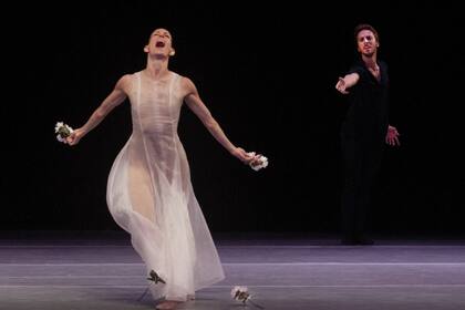 Sofía Menteguiaga es Giselle en la obra que estrenó Jorge Amarante