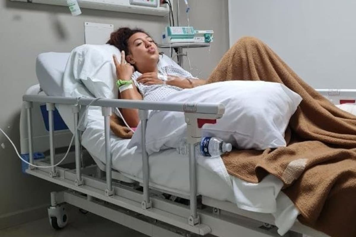 Sofía Rame, de 28 años, se accidentó en México y está varada, a la espera de su cirugía en Buenos Aires