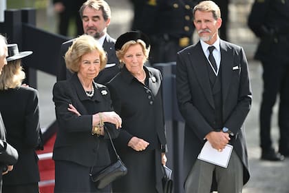 Sofía, reina emérita de España, junto al príncipe Nicolás, la reina Ana María y el príncipe heredero Pablo de Grecia