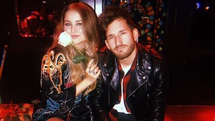 Sofía Reyes y Ricky Montaner terminaron su relación en 2019 y poco tiempo después el cantante comenzó a salir con Stefi Roitman (Crédito: Twitter)