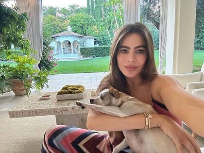 Sofía Vergara en su mansión de Beverly Hills