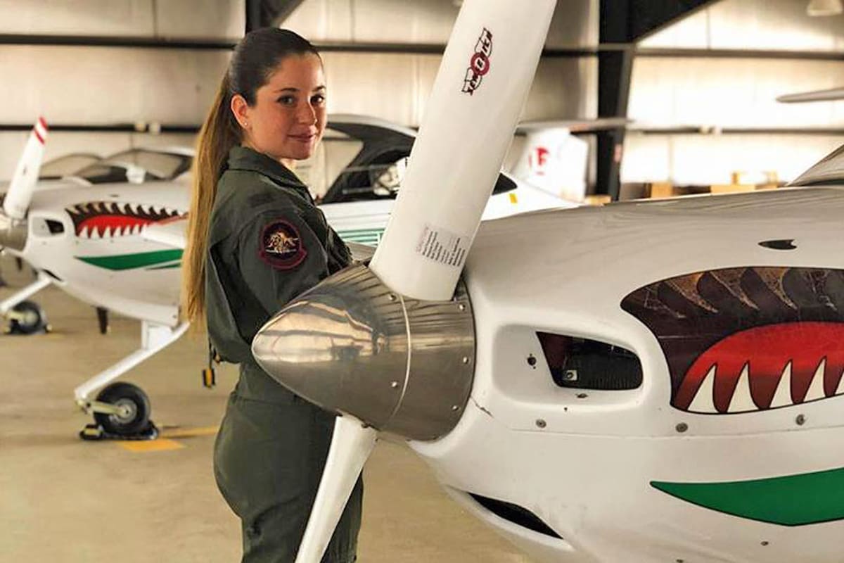 Sofía Vier, aviadora