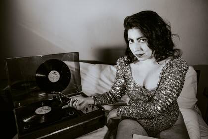 Sofía Viola, de Remedios de Escalada para el mundo.