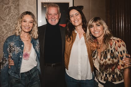 Sol Acuña, Francisco de Narváez, Carolina “Cuki” Klemencic y Josefina Helguera