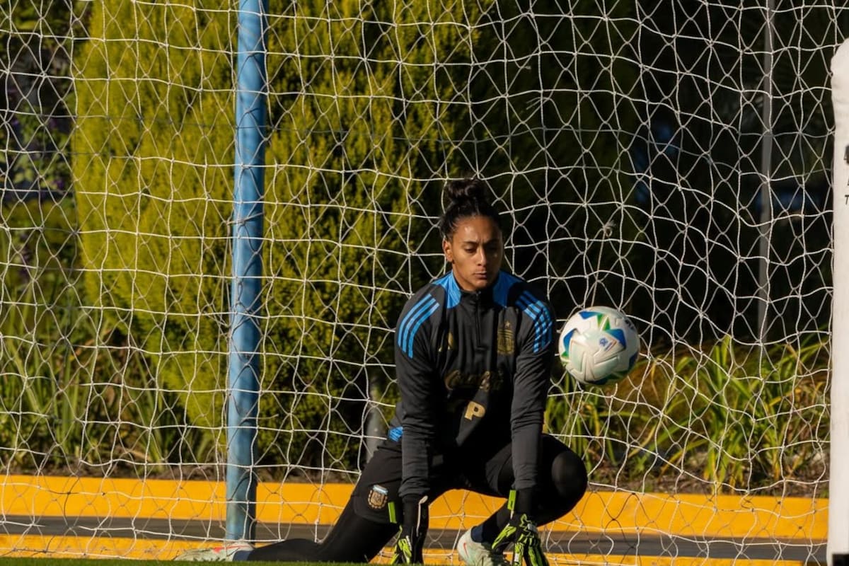 Solana Pereyra, arquera de la selección argentina de fútbol