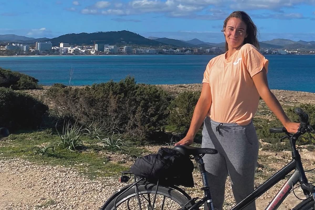 Solana Sierra, en Manacor, donde está instalada desde marzo pasado; la marplatense jugará la tercera ronda de Wimbledon