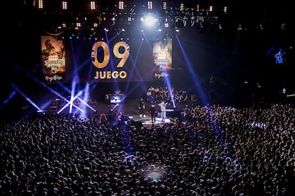 Más de 8.000 personas llenaron el Luna Park, un sold out histórico para una batalla histórica