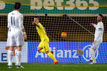 Soldado celebra el tanto con el que Villarreal venció a Real Madrid