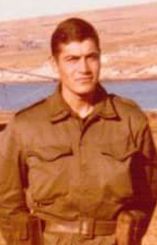 Soldados Carlos Marcelo Morganti en Malvinas. (Fotografía de VGM Alejandro Meringer).