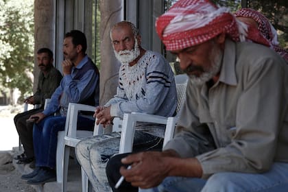 Soldados israelíes incursionan en aldea siria para detener a presuntos milicianos; matan a un hombre