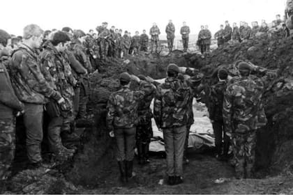 Soldados sepultados en Goose Green