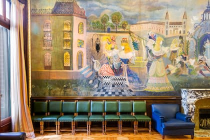 Soldi pintó la última parte del mural en el mismo colegio.