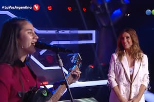 Soledad Pastorutti interpretó junto a Johana, la última integrante de su equipo en La Voz Argentina, una canción de su repertorio