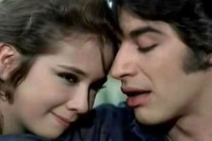 Solita Silveyra y Sandro en Gitano