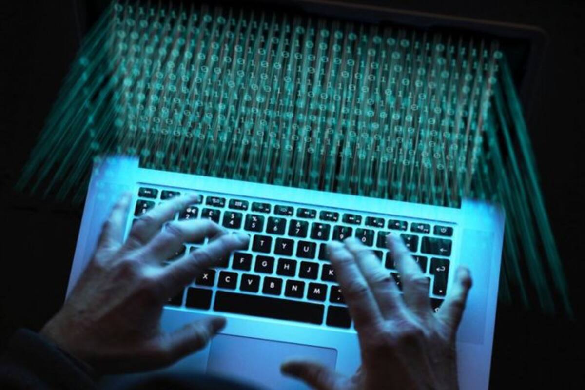 Sólo en la década de 1990, con la ayuda de un ordenador, pudieron hacerse los cálculos que resolvían la conjetura de Kepler.