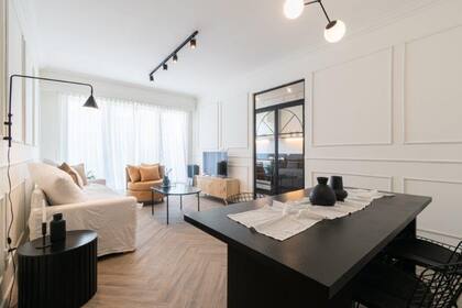 Solo se encuentran disponibles 18 departamentos de cuatro ambientes en total en CABA con precios de alquiler que superan los $250.000