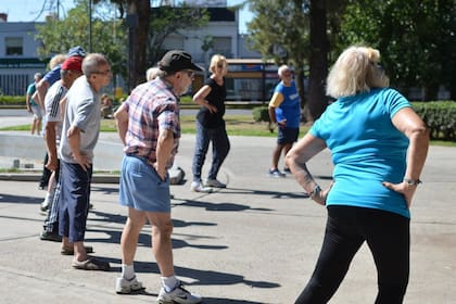 Soluciones del mundo para problemas del país La transición demográfica,El país atraviesa su "bono demográfico", la etapa previa a la de ser una sociedad envejecida; en Japón, implementaron un bonus para aquellos que retrasan la jubilación