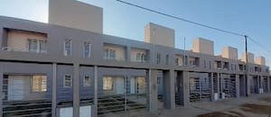 El Gobierno subasta dos predios con casi 300 casas que faltan terminar