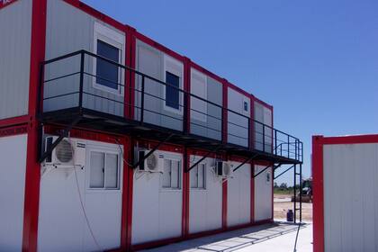 Son estructuras que tienen una vida útil de diez años y pueden transportarse y reutilizarse