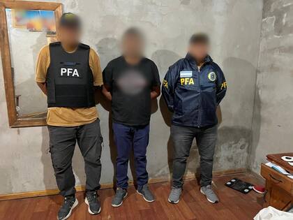 Son seis las personas detenidas por la investigación de estafas millonarias contra dos facultades de la UBA