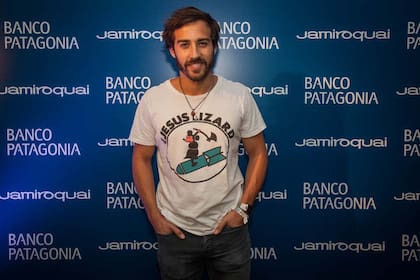 Sonriente como siempre lo vimos a Nico Francella en el show de Jamiroquai del festival BUE